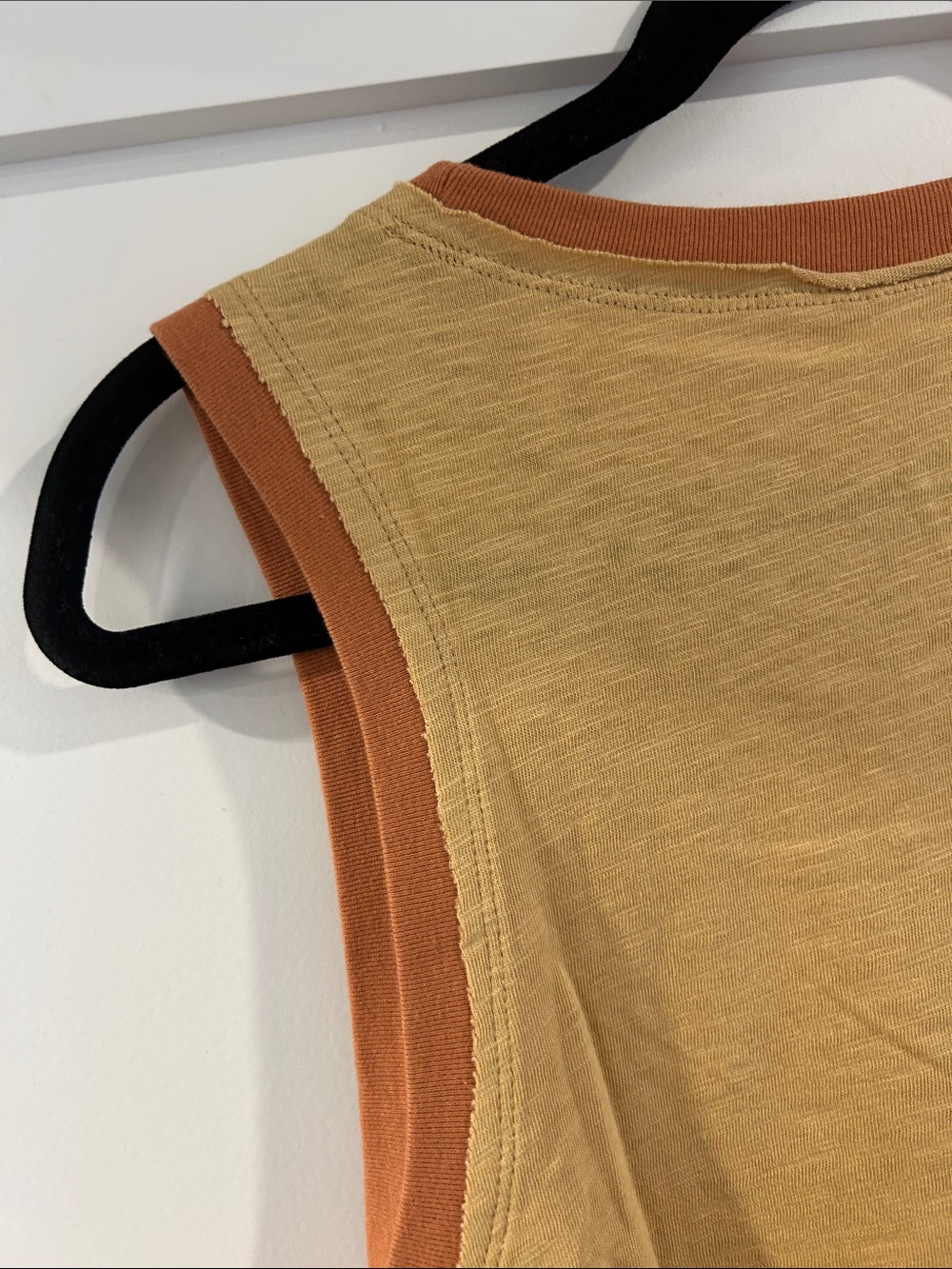 NWT Disney Mustard Yellow & Rust Castle Graphic Tank Top - Women’s XL - Picture 7 of 8